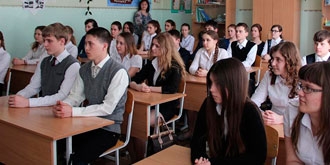 Больше десяти тысяч педагогов учили школьников раздельному сбору мусора Больше десяти тысяч педагогов учили школьников раздельному сбору мусора